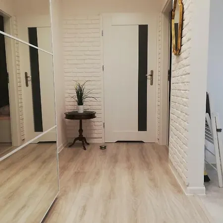 Apartament Karolkowa 58- Blisko Centrum 公寓 *